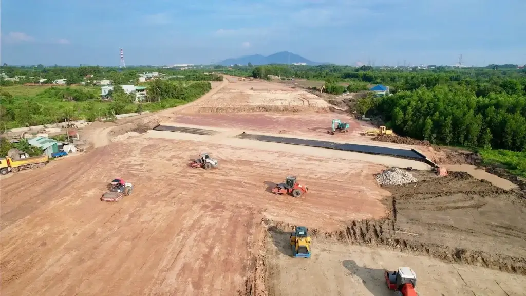 Việc cung ứng vật liệu cho cao tốc Biên Hòa-Vũng Tàu (giai đoạn 1) chưa bảo đảm nhu cầu theo tiến độ thi công để hoàn thành tuyến chính vào năm 2025